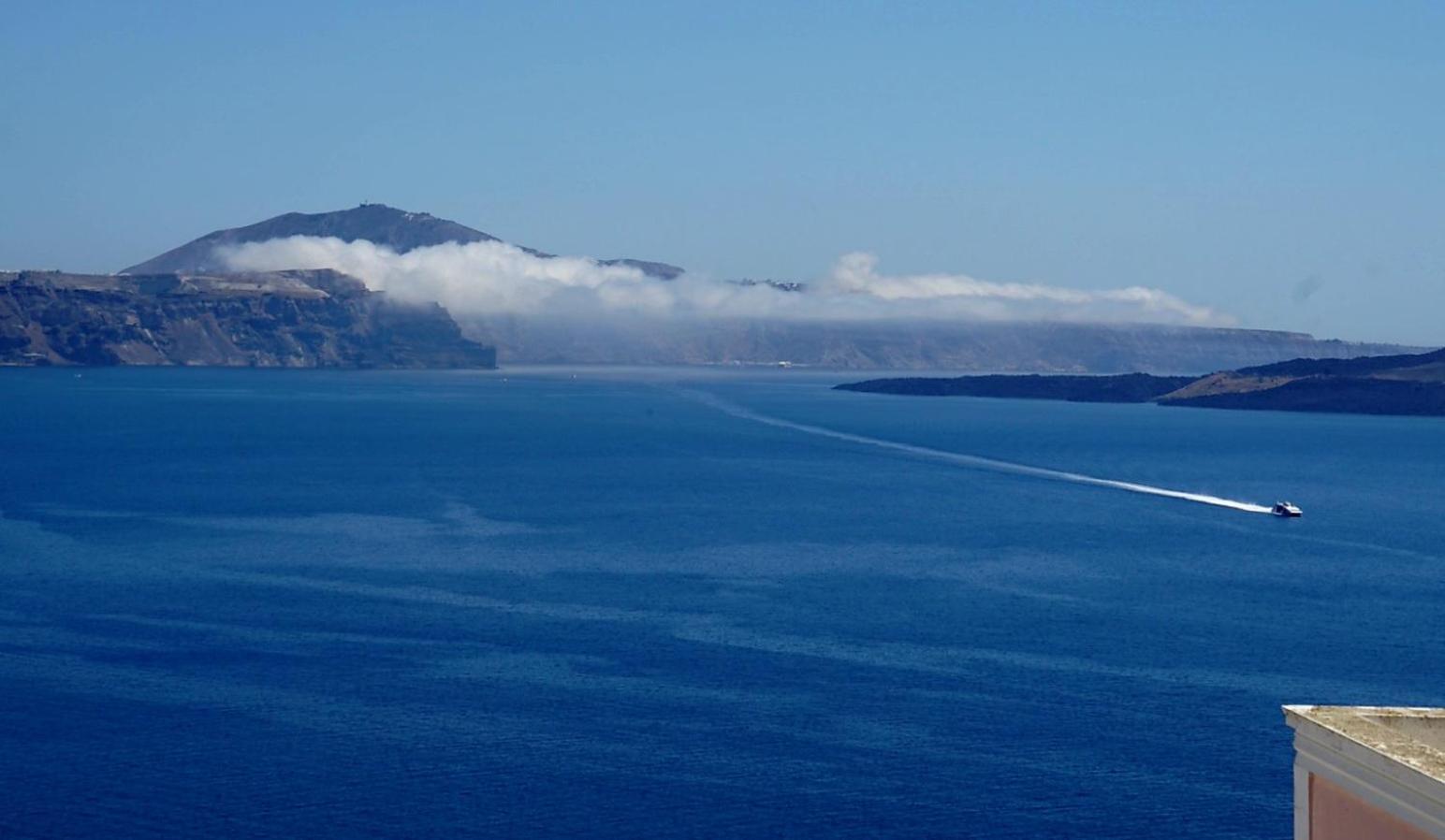 Oasis With Caldera View * Oia (Santorini)